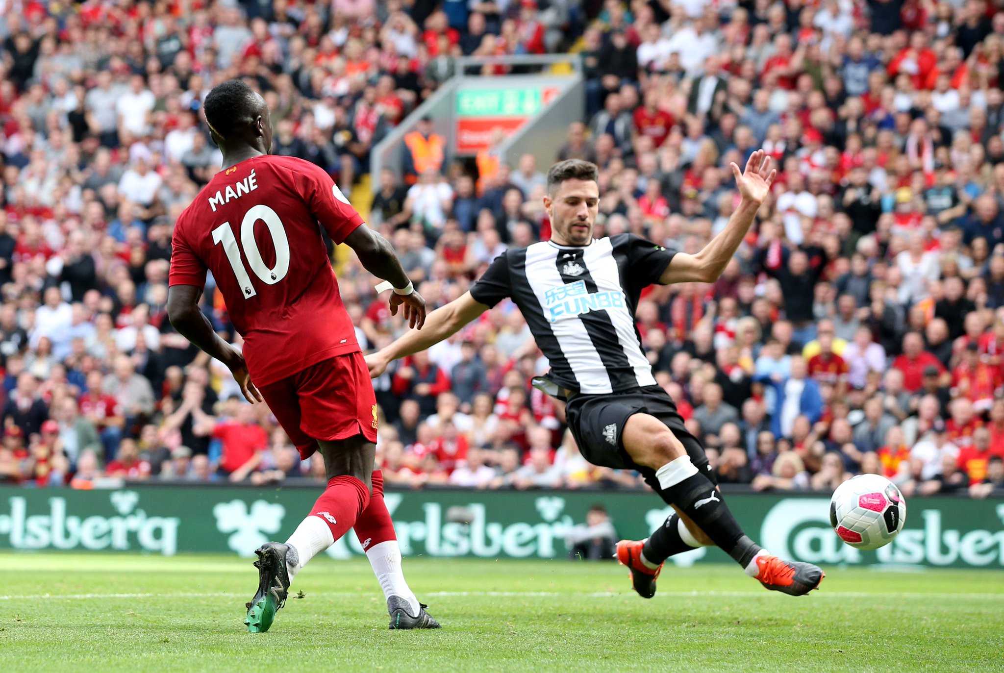 年轻的中场 年轻的中场